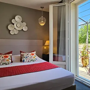Hotell Brit Acacias, Arles
