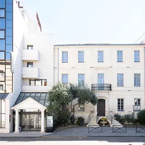 Hotell Atrium Centre, Arles